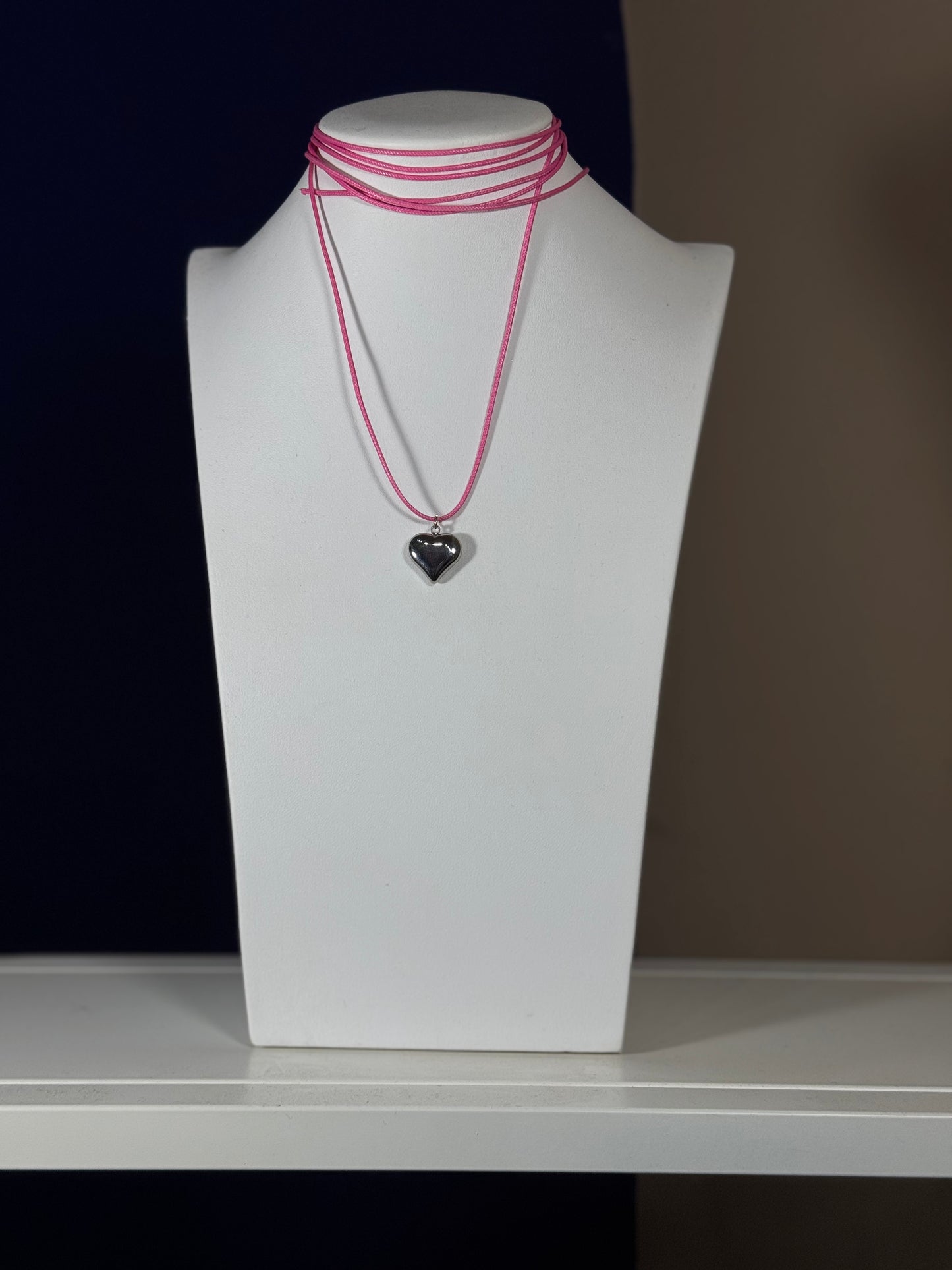 Collana Intrecciabile Rosa con Pendente a Forma di Cuore Argentato