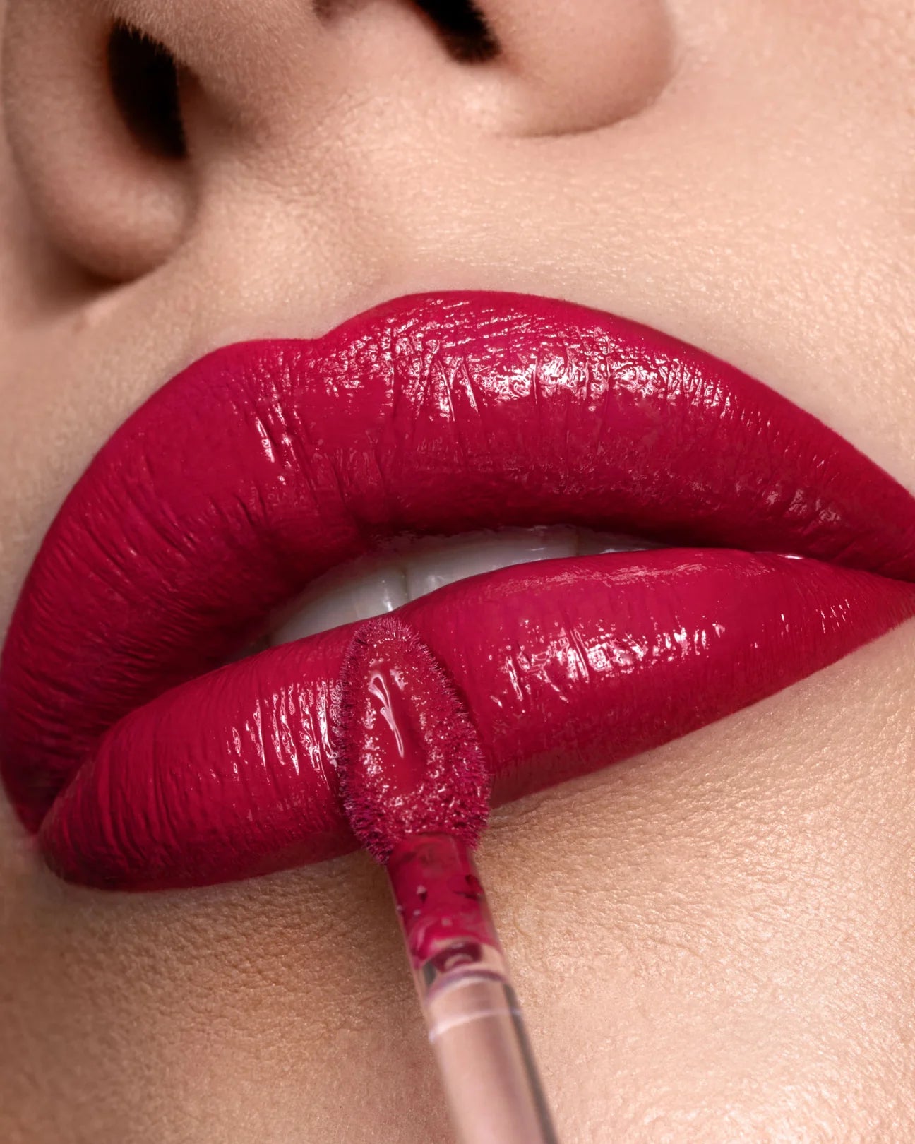 LIP BONDAGE - Rossetto Liquido Vinilico